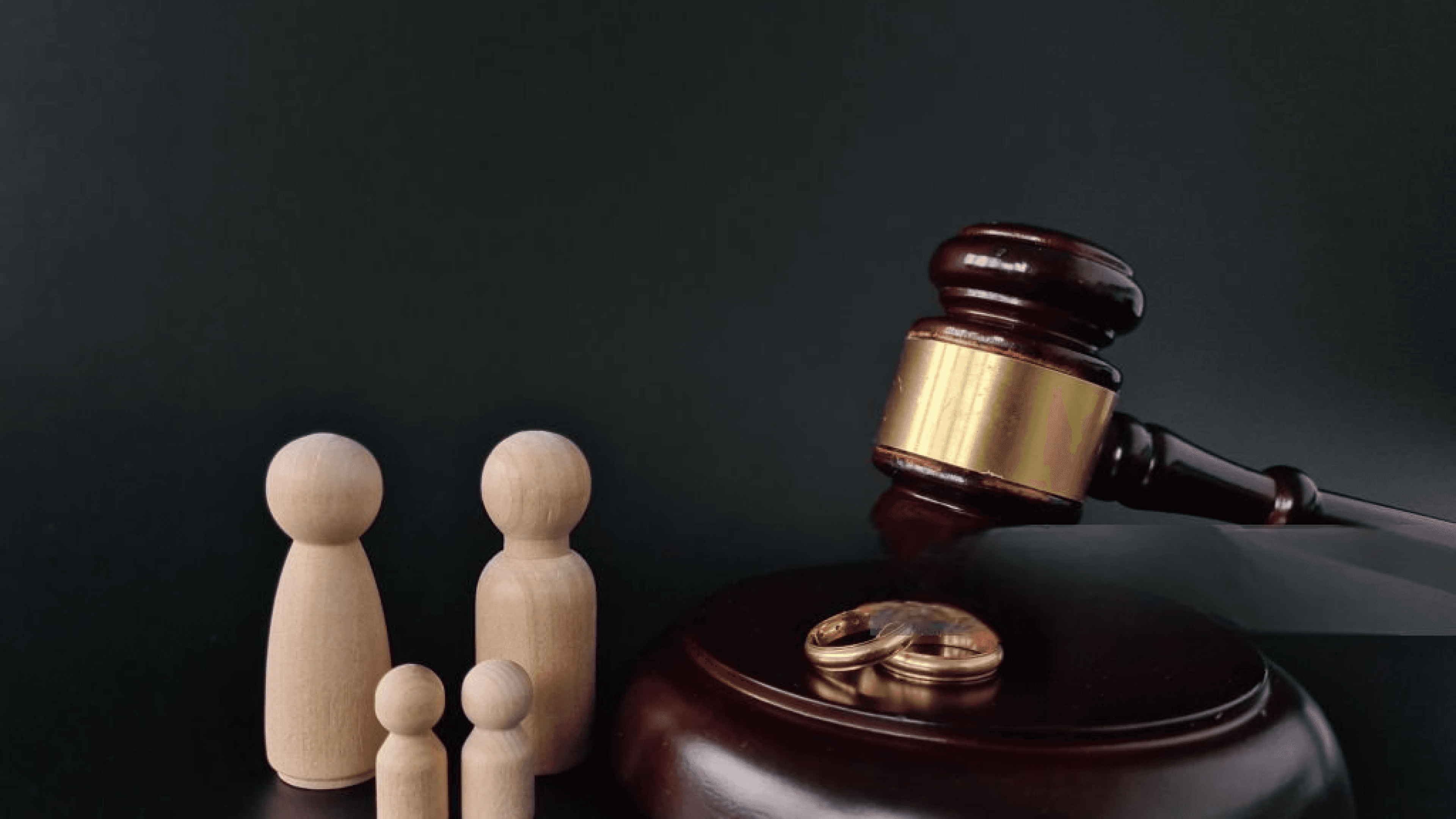 Mediation vs. Litigation: What Top Divorce Lawyers Recommend